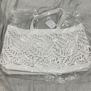 Oscar deal Renta carry bag